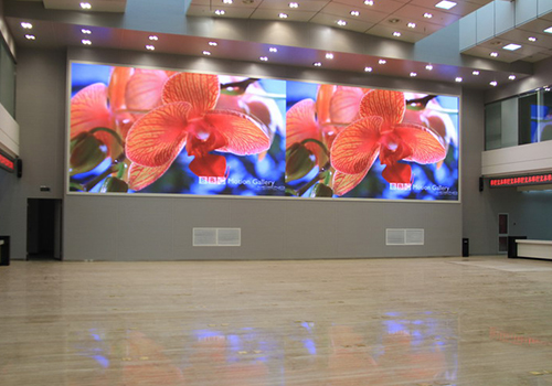 大數(shù)據(jù)時(shí)代，看大屏顯示拼接屏如何選購(gòu)？
