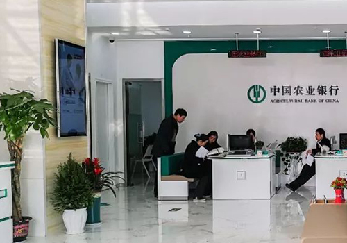 廣告機(jī)助力加快智慧城市的建設(shè)