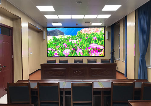 小間距LED顯示屏的優(yōu)勢