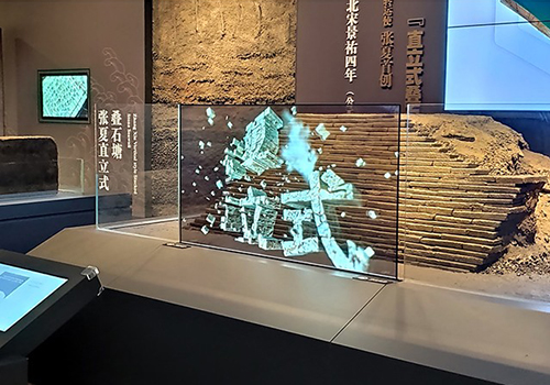 透明屏廣告機(jī)營(yíng)銷更受歡迎